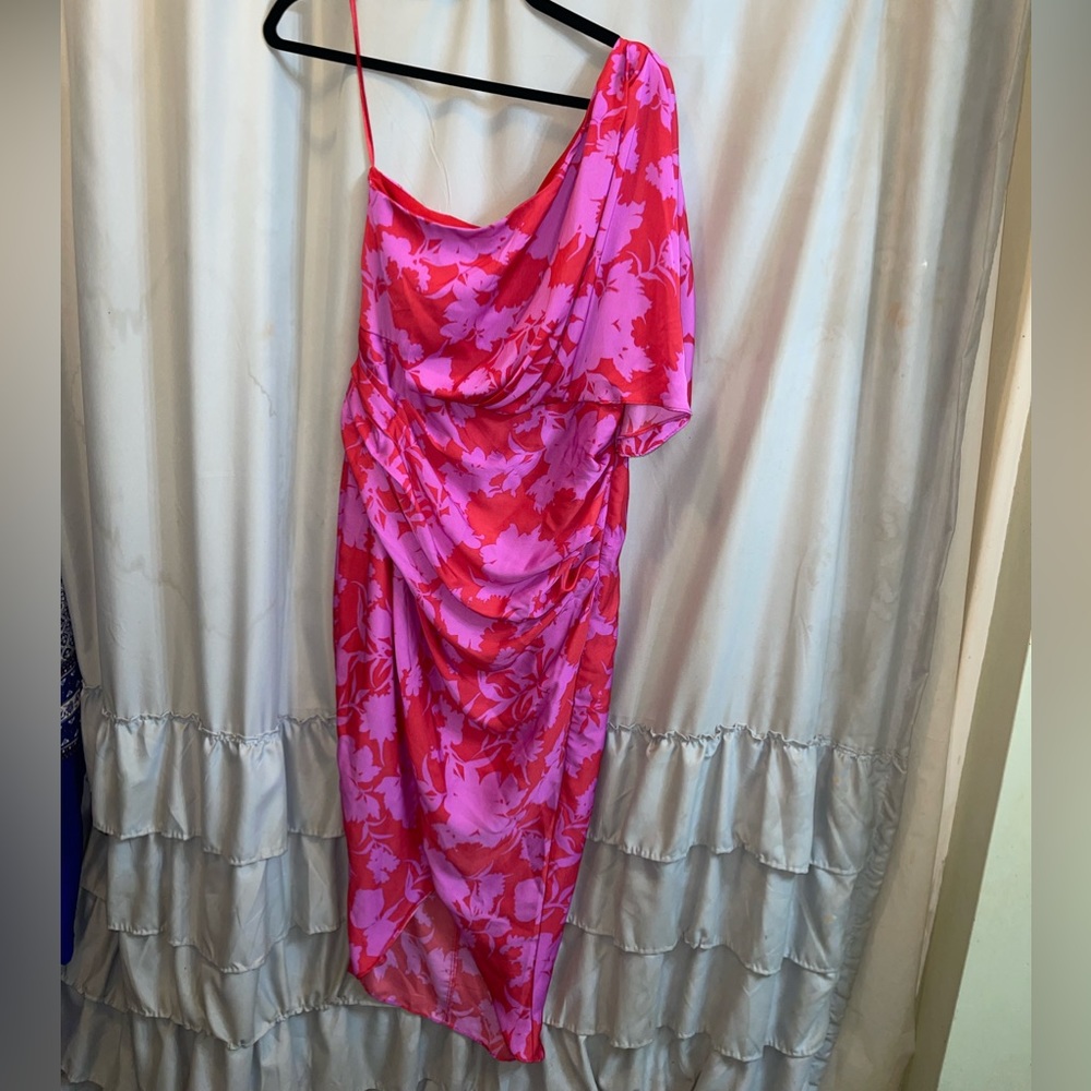 Beautiful Floral One Shoulder Dress. New with Tags
